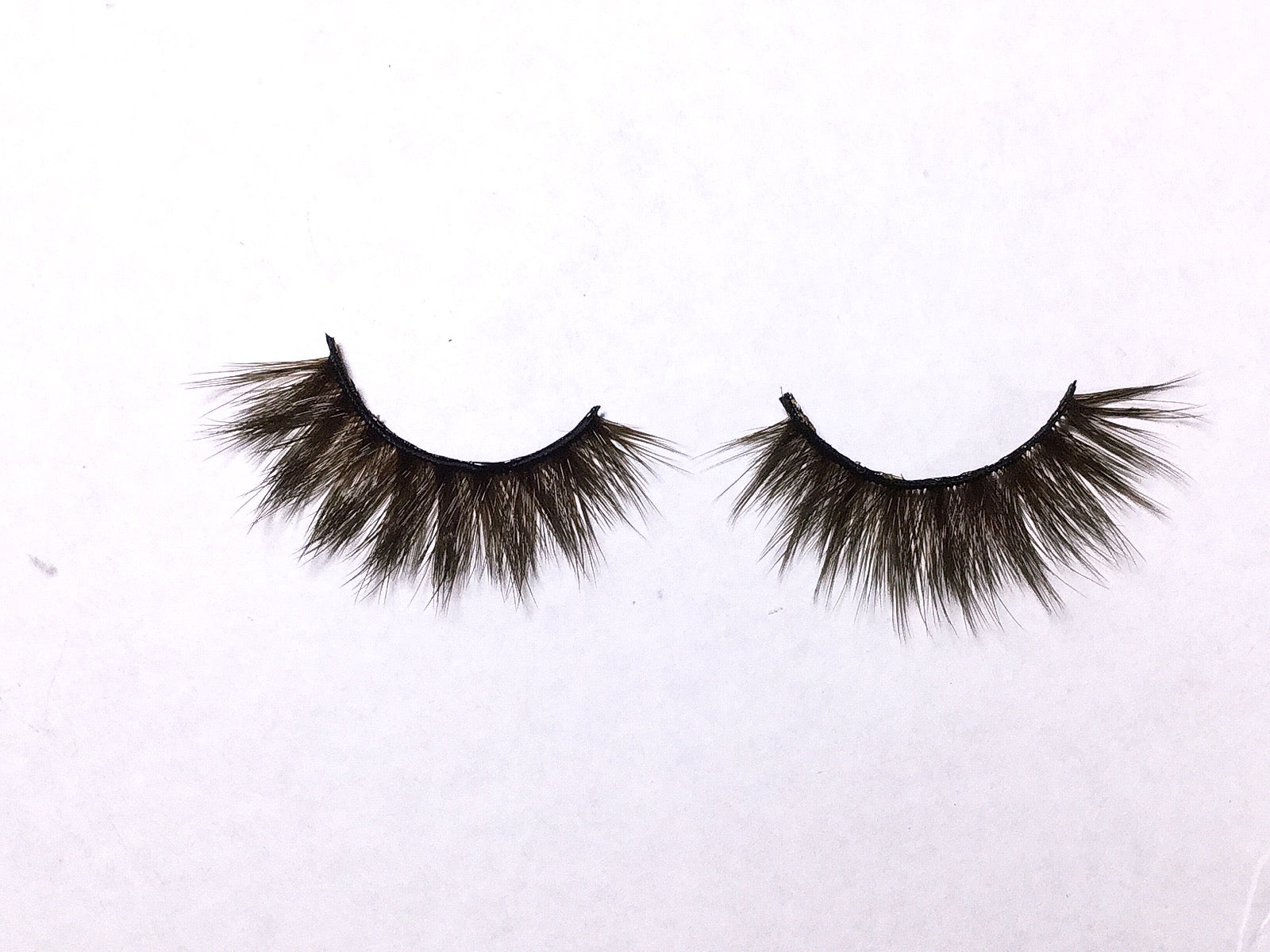 VOLUME BROWN FALSE EYELASHES “Africa” 2 pairs